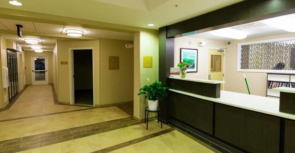 Candlewood Suites Sidney By Ihg Bagian luar foto