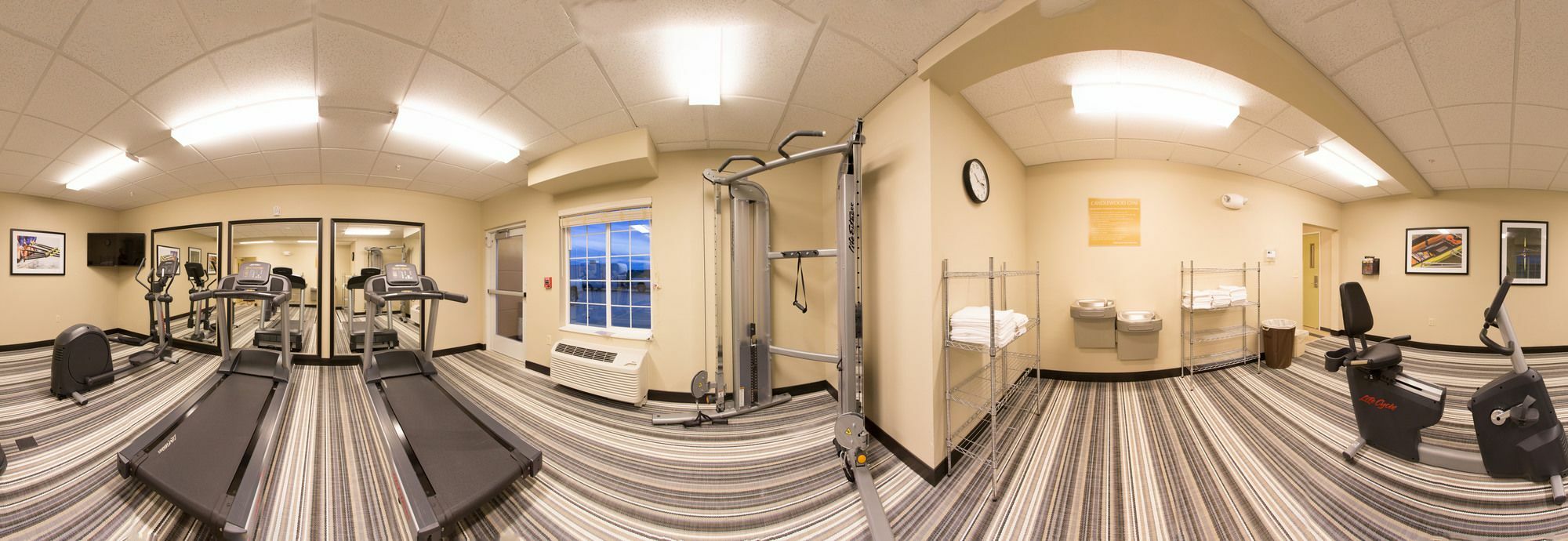 Candlewood Suites Sidney By Ihg Bagian luar foto